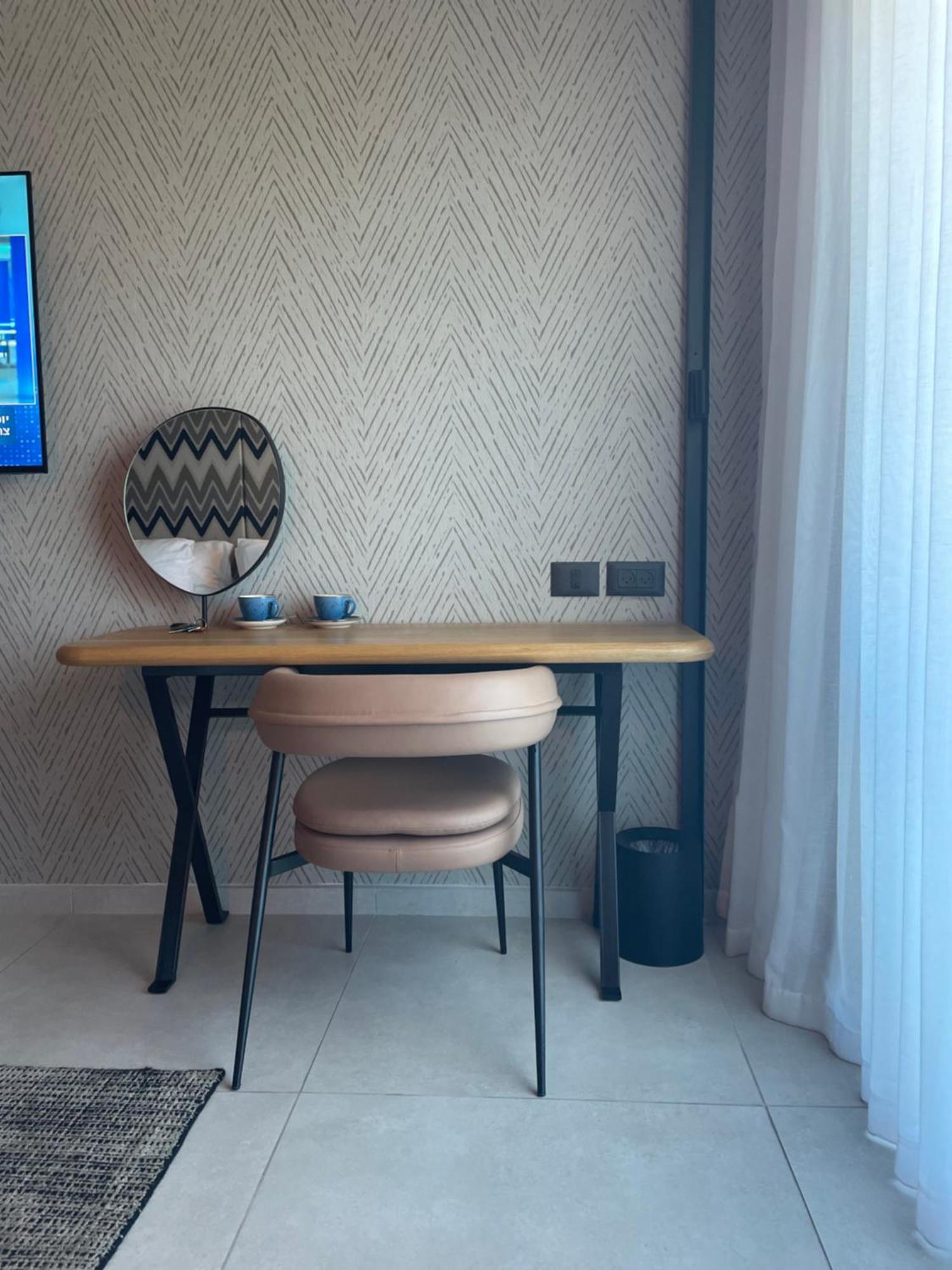 Suite On The Beach حيفا المظهر الخارجي الصورة