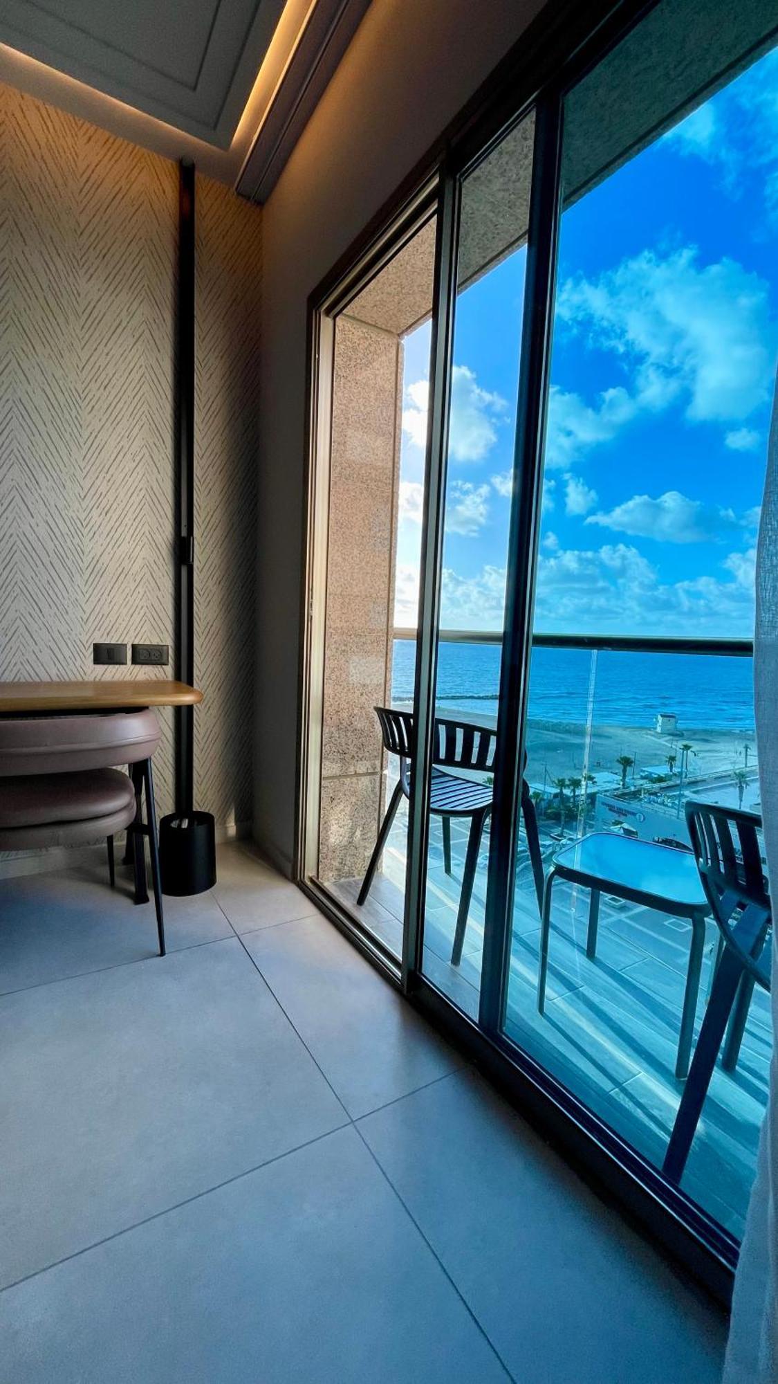 Suite On The Beach حيفا المظهر الخارجي الصورة